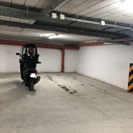 Klimatyzowany Apartament Roma Z Garazem Podziemnym Kielce Eksteriør billede